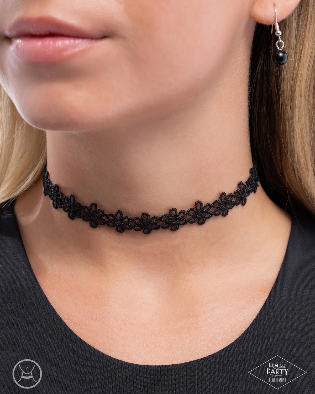 Daisy Love - Black Choker Necklace - Paparazzi Accessories