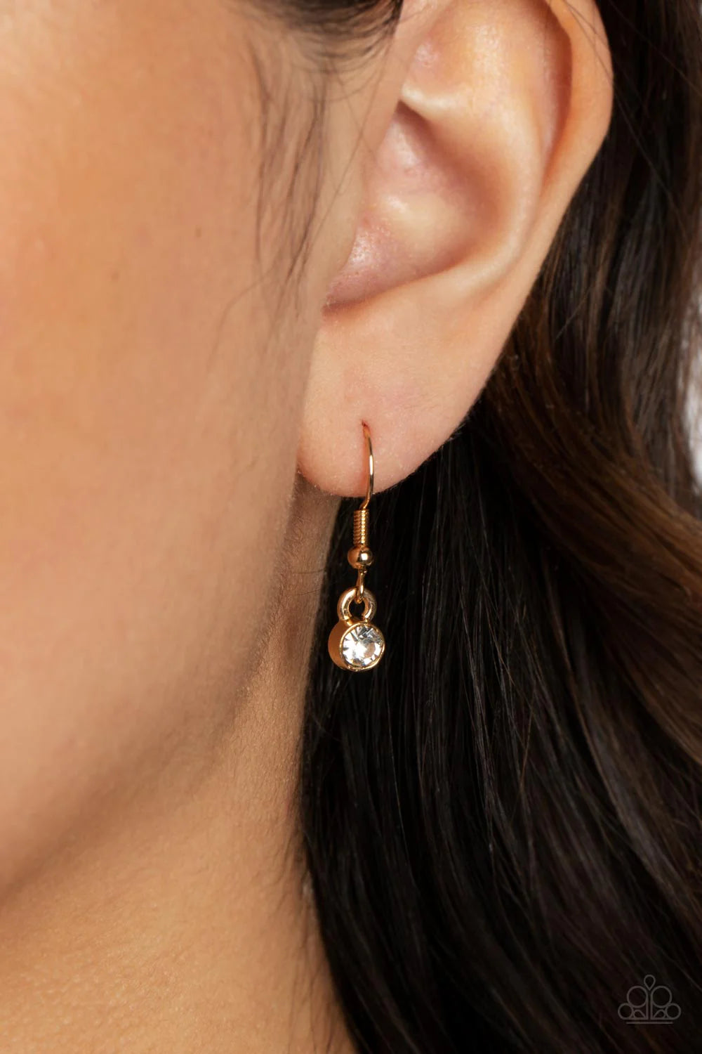 Paparazzi Out of the SWAY - Gold Necklace