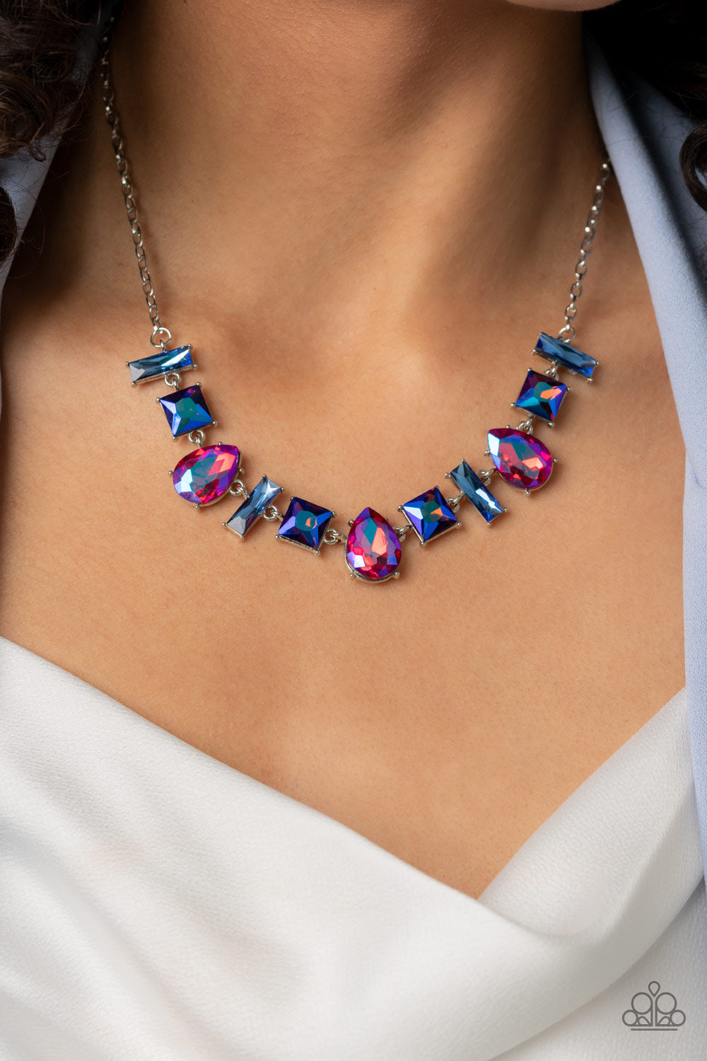 PAPARAZZI "INTERSTELLAR ICE" PINK EXCLUSIVE NECKLACE