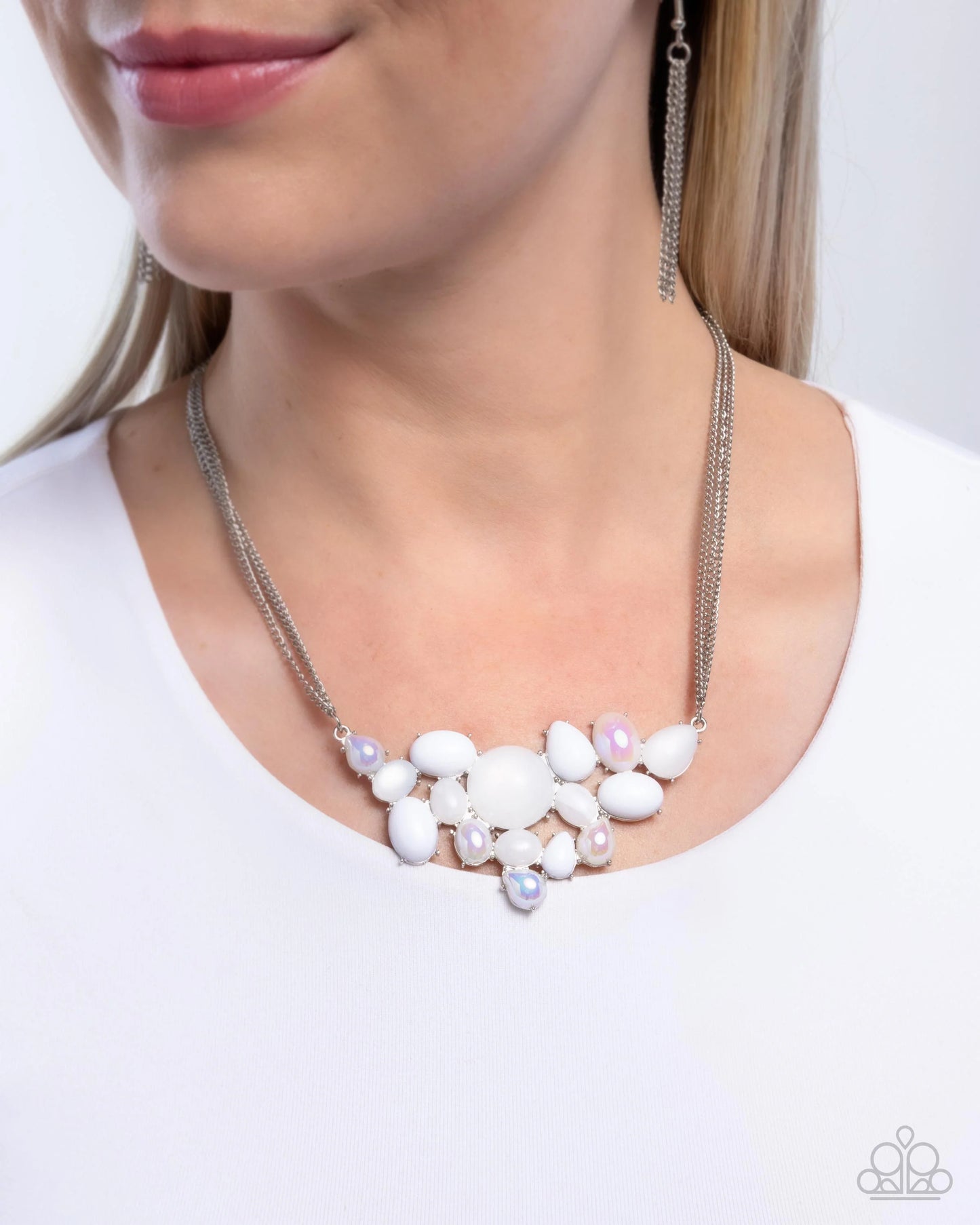 Paparazzi Shimmery Supply - White Necklace