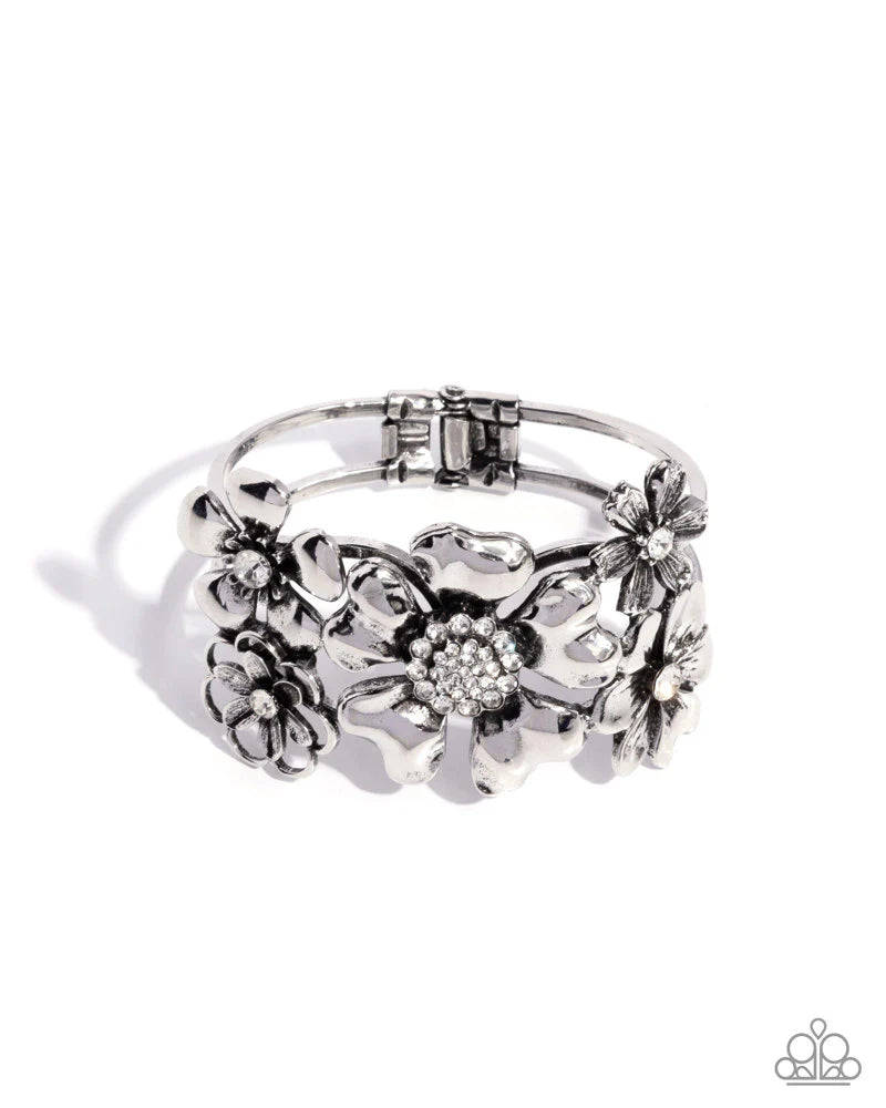 Paparazzi Bursting Bouquet - White Bracelet