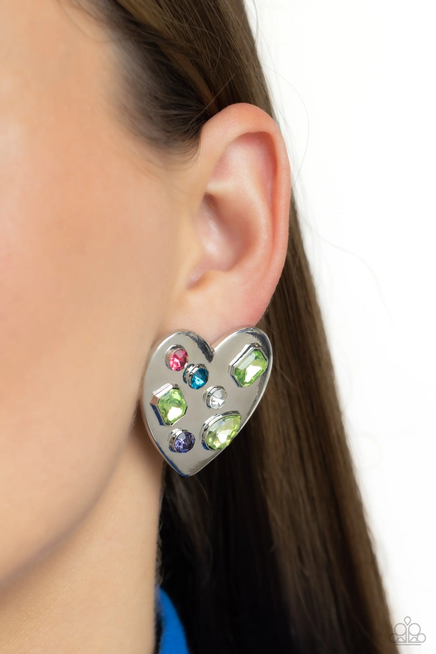 Online Dating - Green Necklace - Paparazzi Accessories/Paparazzi Relationship Ready - Green Post Earrings
