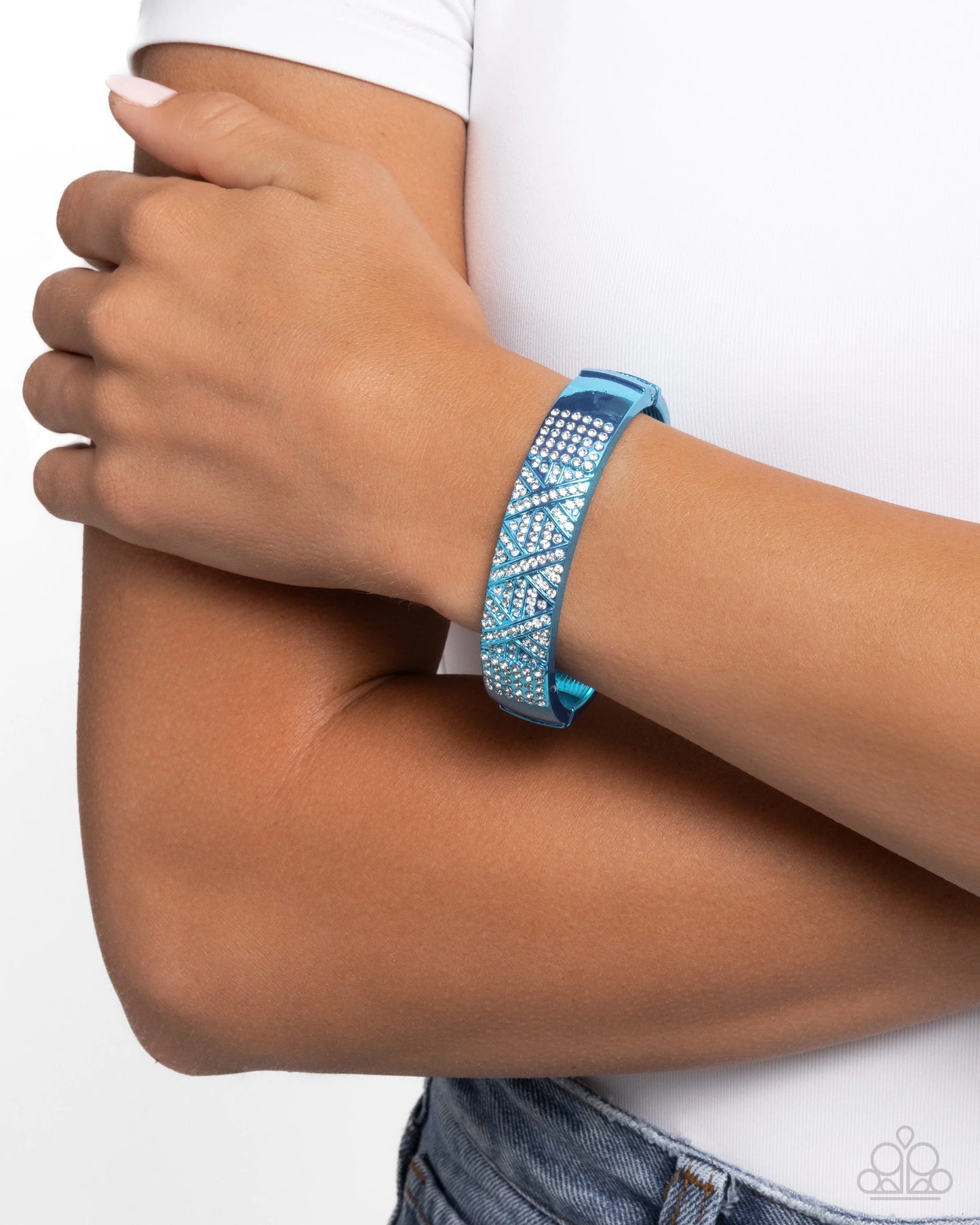 Paparazzi Refulgent Rebel Blue Bracelet