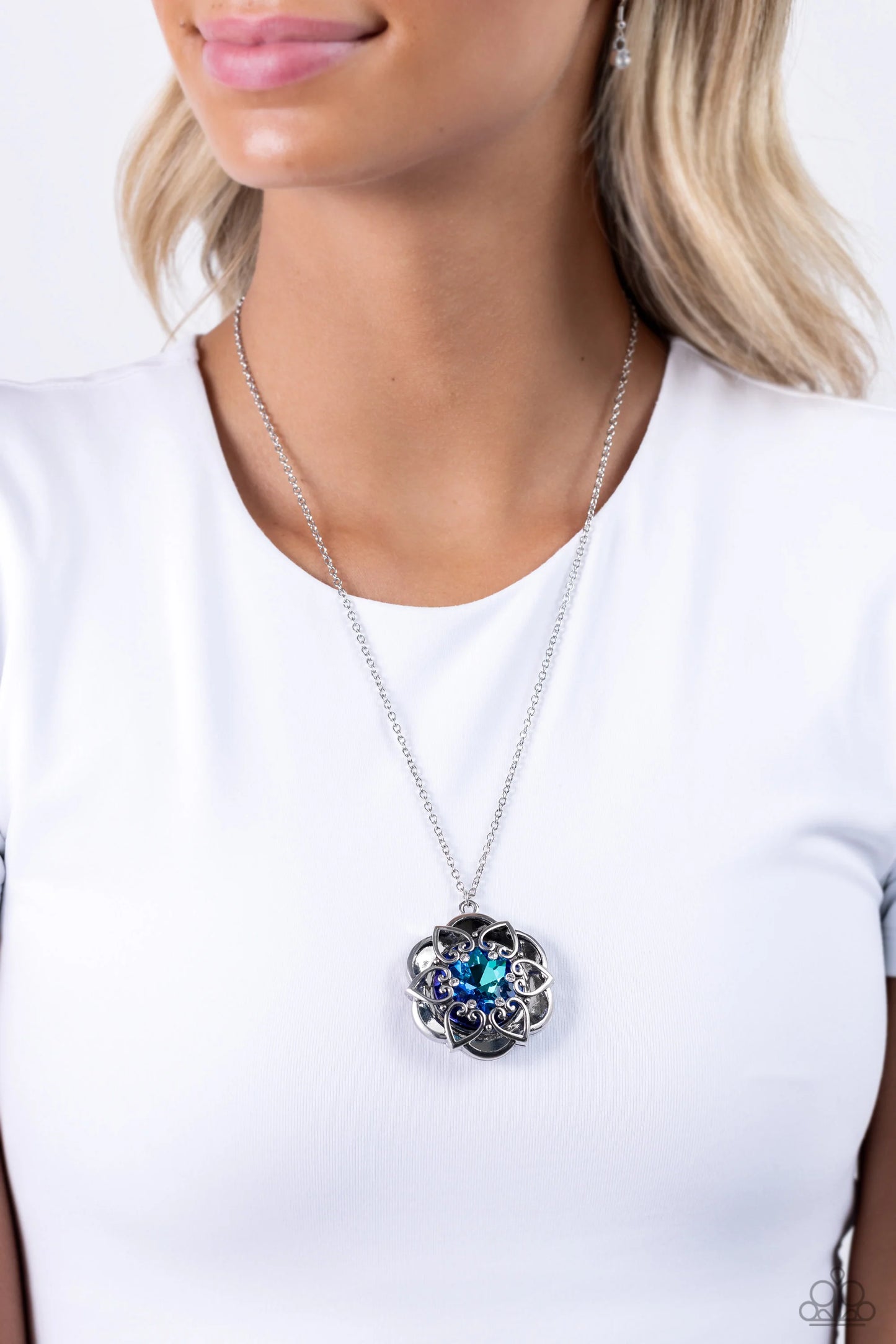 Paparazzi Flowering Fantasy - Blue Necklace