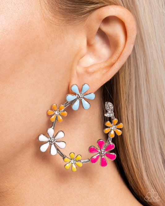 Paparazzi ♥ Wreathed Welcome - Earrings Multi ♥ Post Earrings