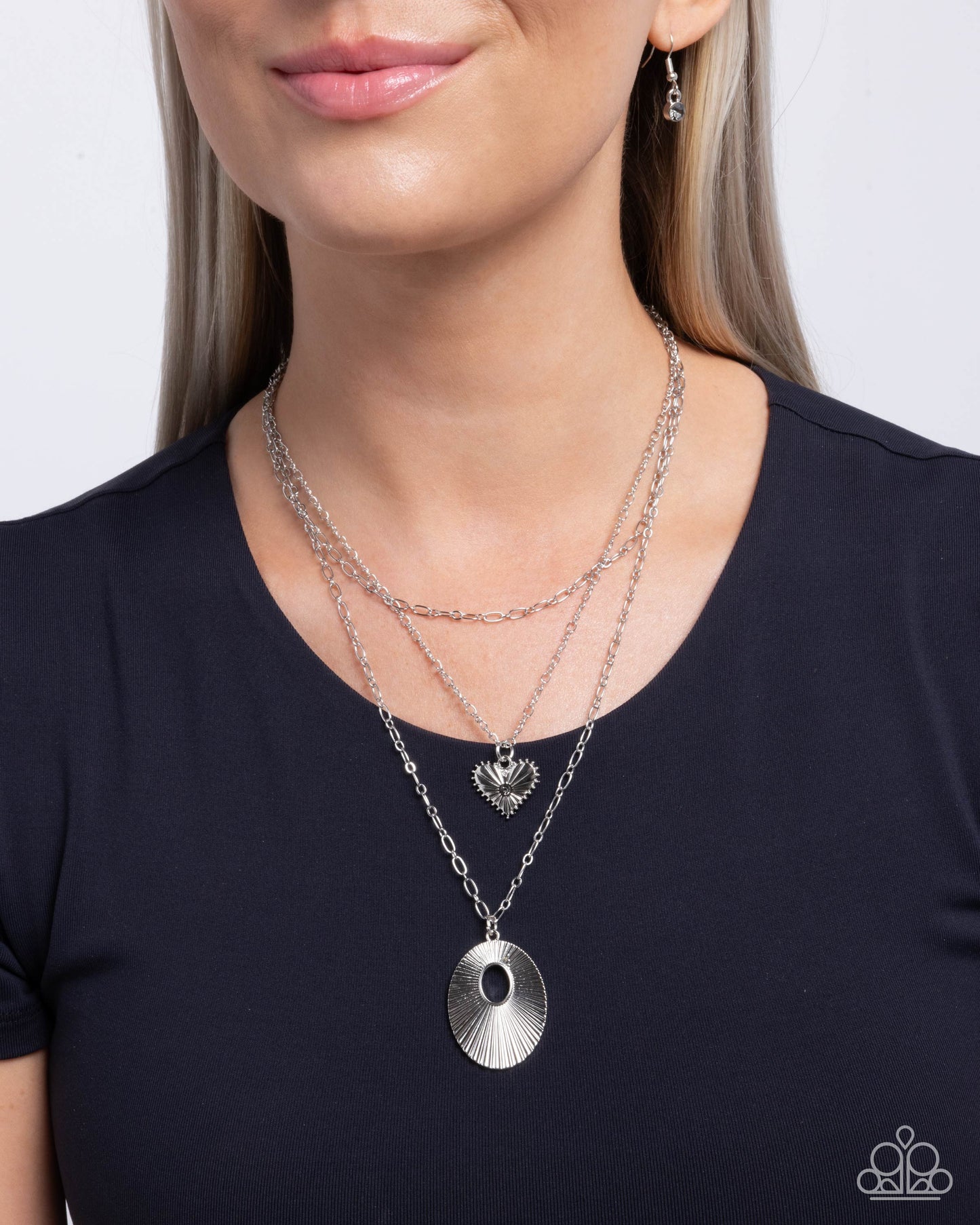 Paparazzi ♥ Sunburst Stage - Silver ♥ Necklace