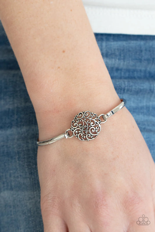 Paparazzi ♥ Filigree Fiesta - Silver ♥ Bracelet