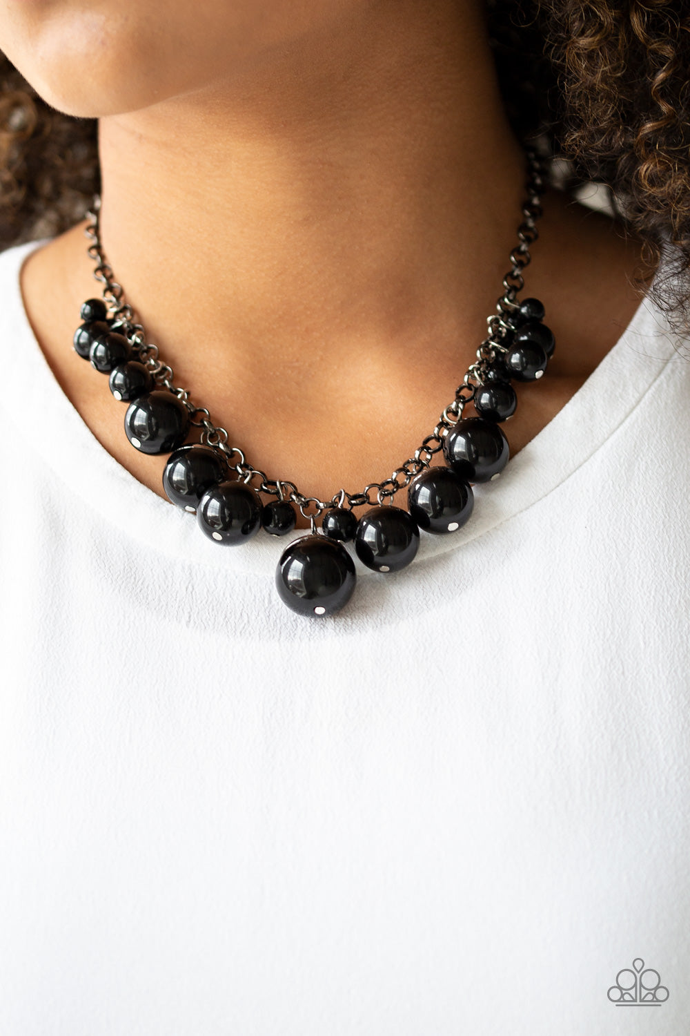PAPARAZZI "BROADWAY BELLE" BLACK NECKLACE & EARRING SET